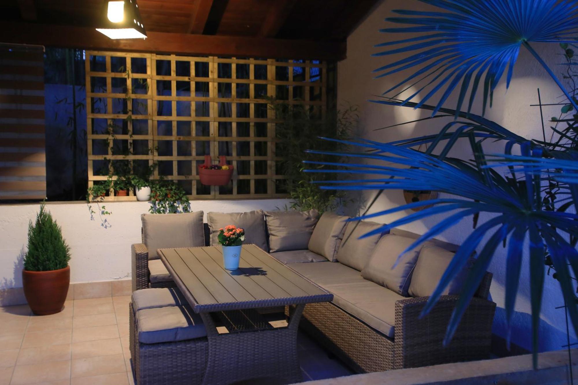 Bamboo Oasis Apartment With Terrace In The Garden And Free Parking, Rijeka Bagian luar foto